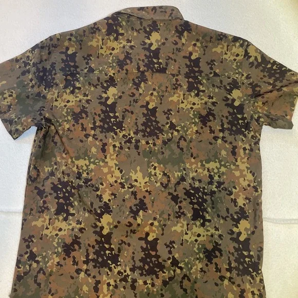 Warrior Camo Flecktarn Button Up Shirt Mens Size L Short Sleeve Camouflage - Picture 8 of 8